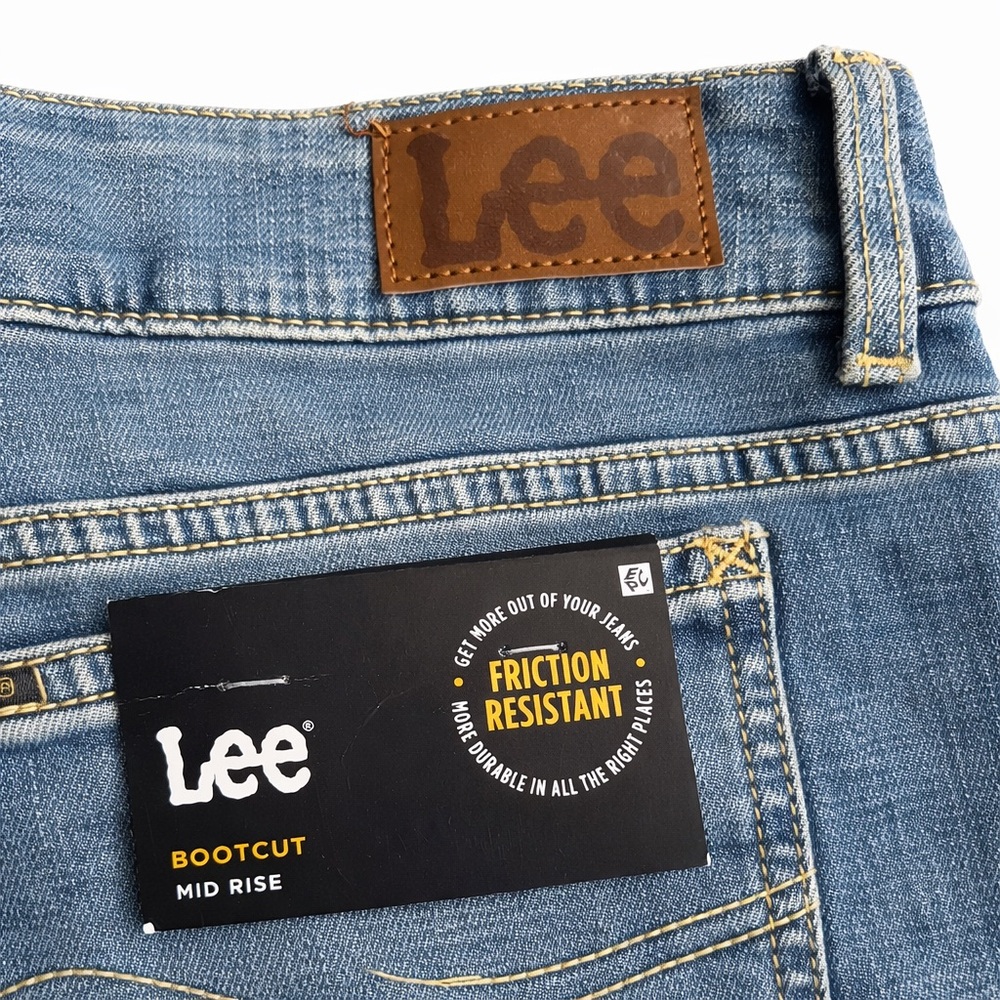 Lee Women's Plus Size Bootcut Jeans 16W Short Mid Rise Blue Denim - Picture 6 of 10